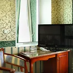Anna Palace מלון 4*