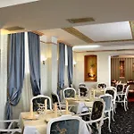 מלון Anna Palace