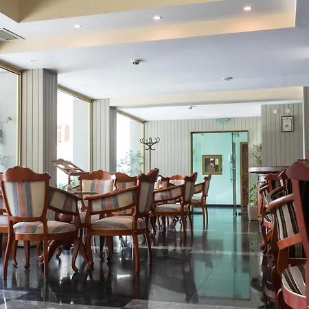 Anna Palace Hotel 4*