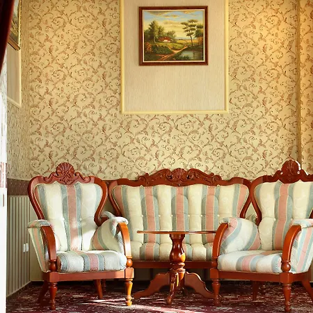 Anna Palace