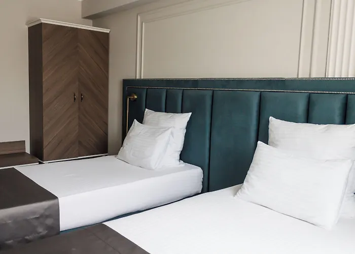 Hotel Anna Palace 4*