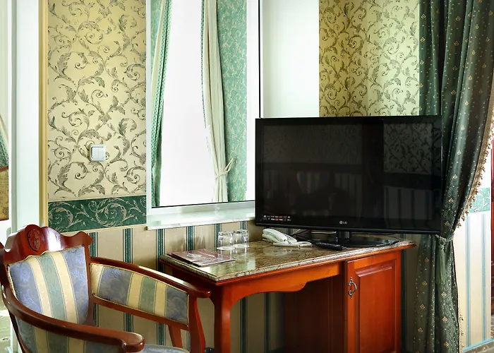 Anna Palace Hotel 4*